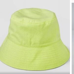 Universal Thread Women’s One Size Bucket Hat